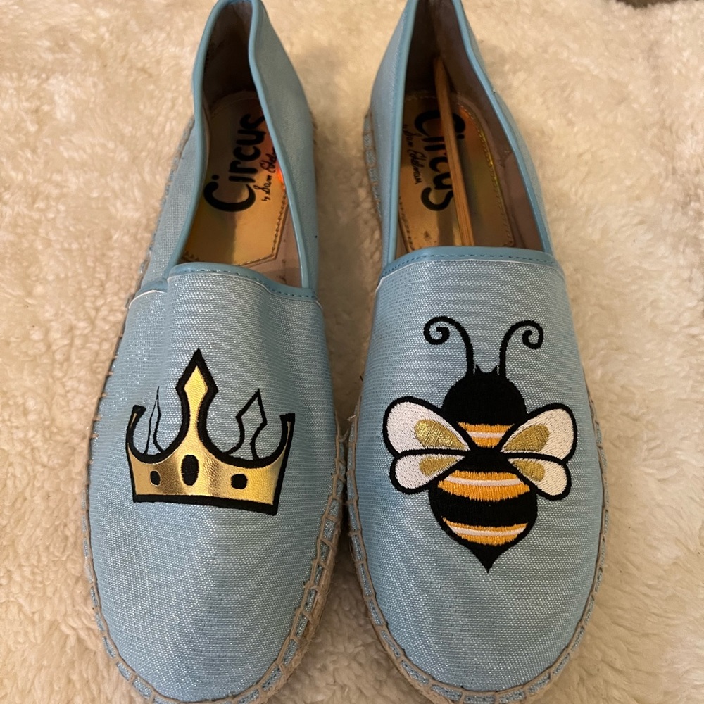 Circus by Sam Edelman.  Sky blue Queen Bee.  Size 10 NWOB